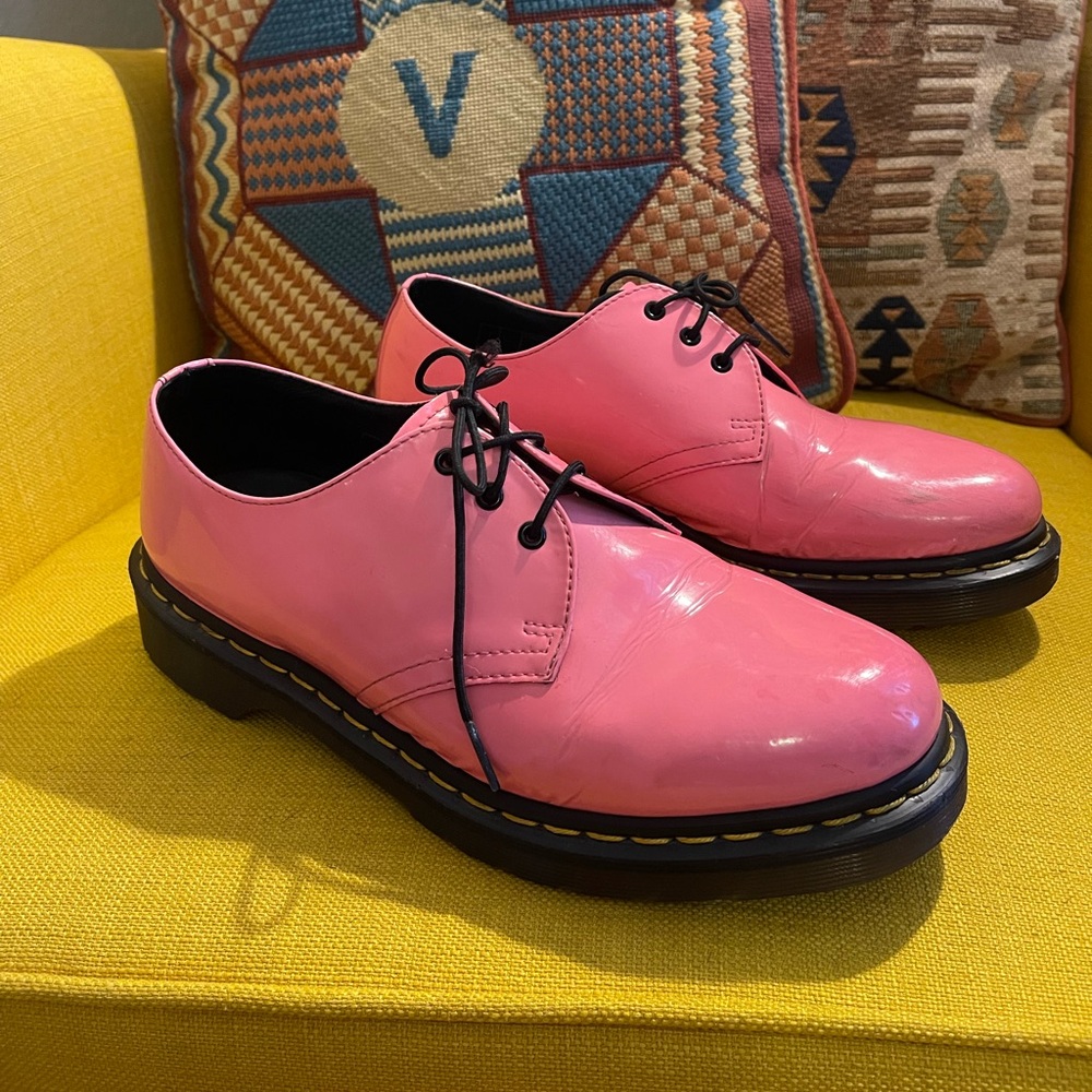 PINK PATENT LEATHER OXFORDS